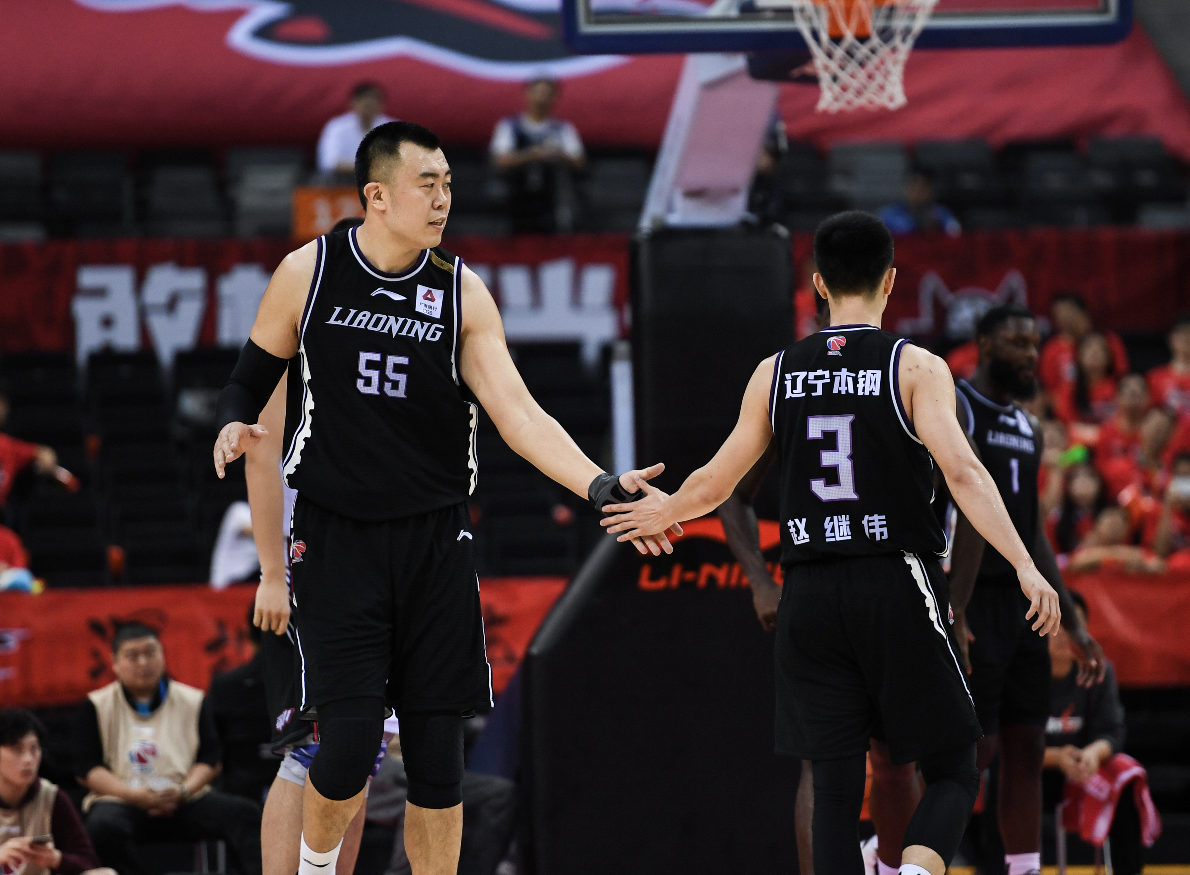 一竞技亚洲平台-包含从里昂战术微调备战意甲到山东泰山单刀错失备战国王杯，国际比赛日辽宁本钢调整名单以备全明星赛的词条