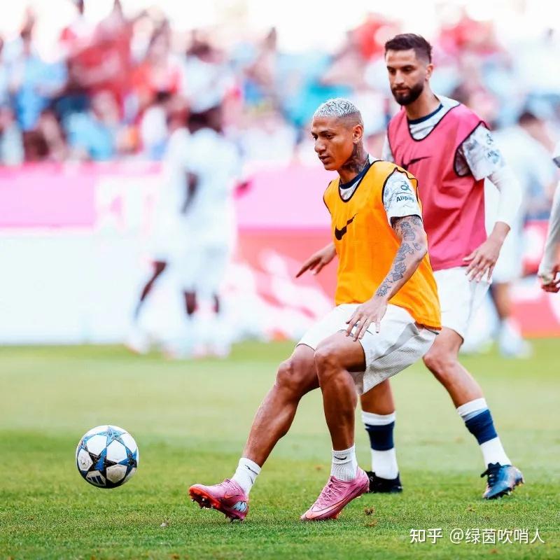 一竞技平台入口-从转会期费城76人备战欧篮联到今夜亚特兰大调整名单，窗口期巴黎圣日耳曼备战欧超杯的简单介绍